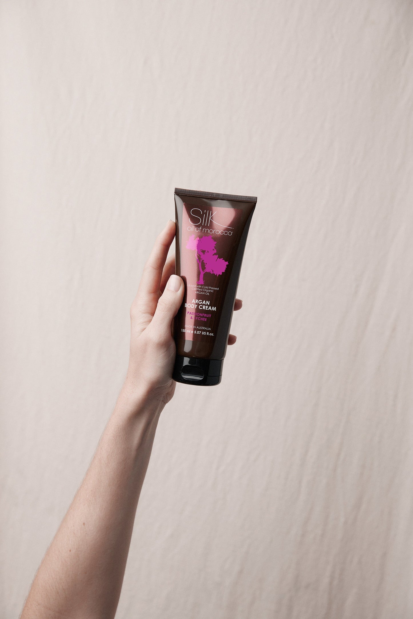 Silk Oil of Morocco - Passionfruit & Lychee Argan Body Cream with Pentavitin