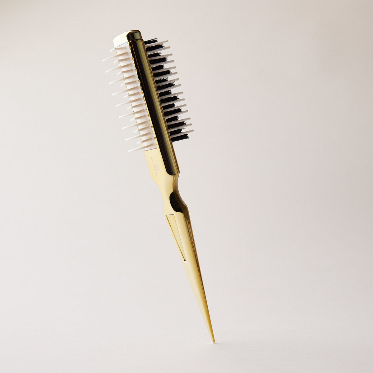 Sarah Harrington - 6 in 1 Teasing & Volumizing Brush